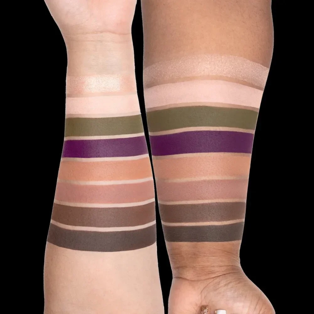 Ofra x Hot Mess Momma Mini Mix Face Palette - Unconditional